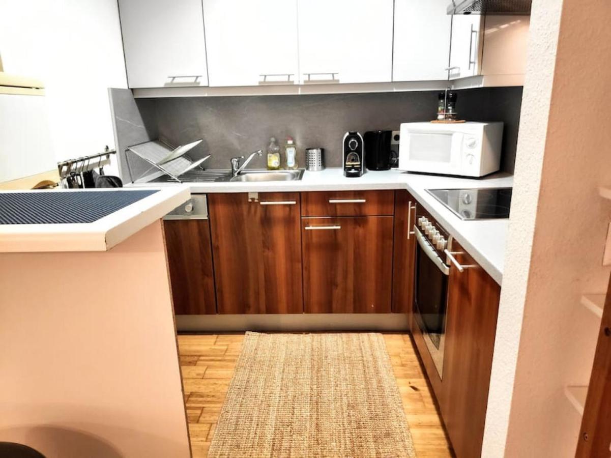 Nd Exquisites Wundervolles Ruhiges Terrassenapartment Mit Garage Вена Экстерьер фото