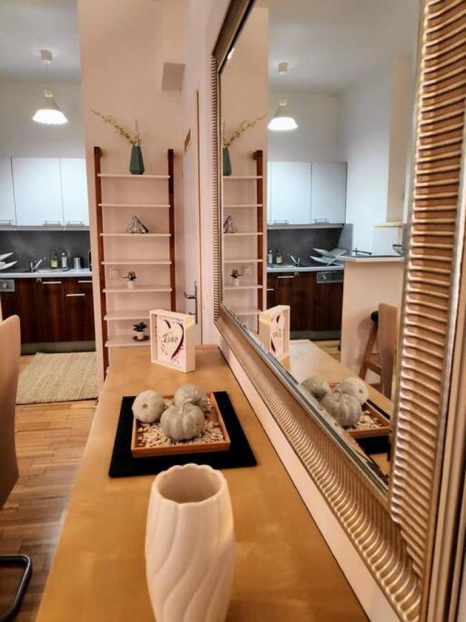 Nd Exquisites Wundervolles Ruhiges Terrassenapartment Mit Garage Вена Экстерьер фото