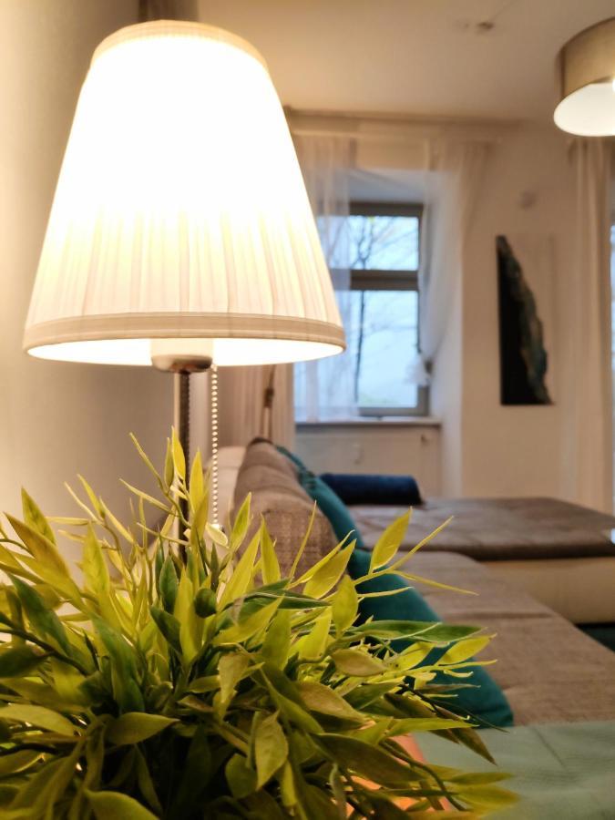Nd Exquisites Wundervolles Ruhiges Terrassenapartment Mit Garage Вена Экстерьер фото